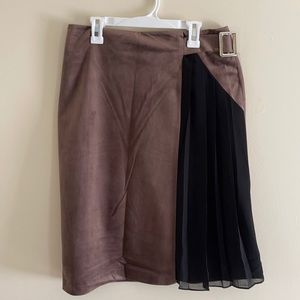 Ms Pompadour Brown Skirt Size US 6